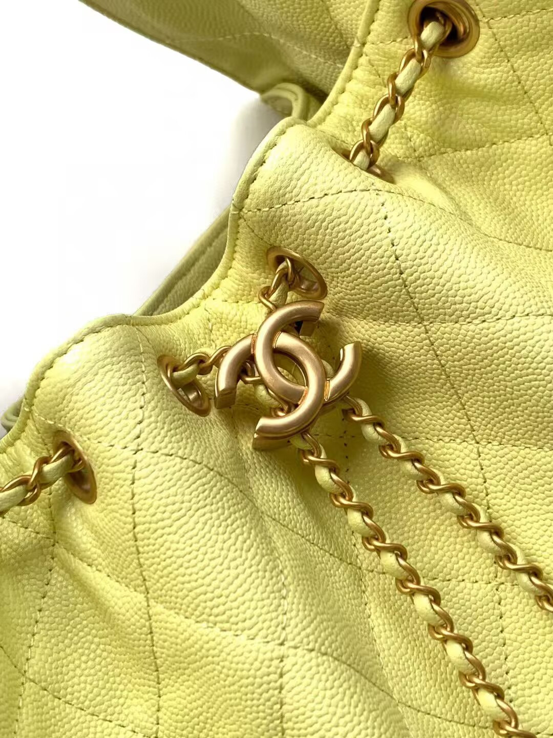 Ch*el 25c bucket bag 26x30x14cm